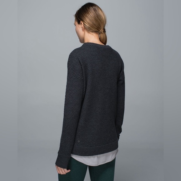 Lululemon Yogi Crew Sweater Heathered Black  Size Small Activewear Casual Knit - Picture 2 of 12